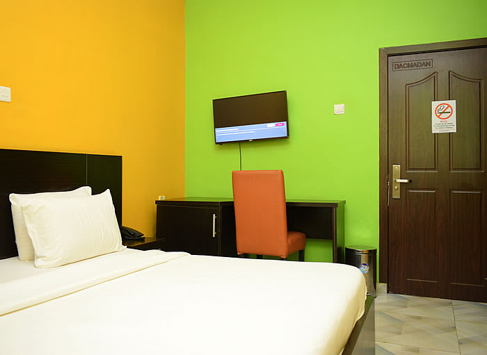 Silver Room 1