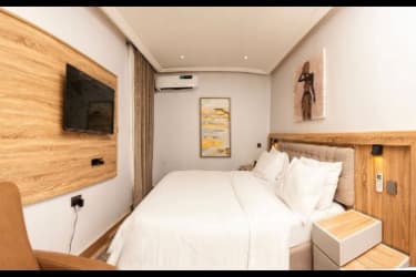 Deluxe Room 1