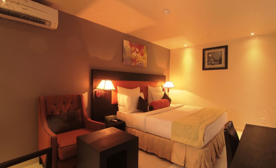 Executive Room 1