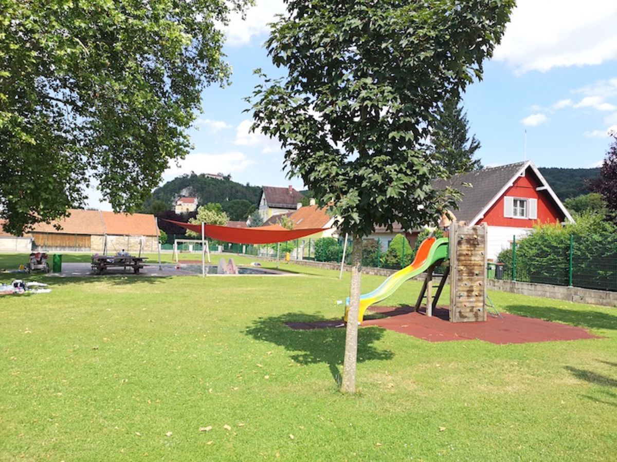 Schlossbad Pitten Kinderbereich