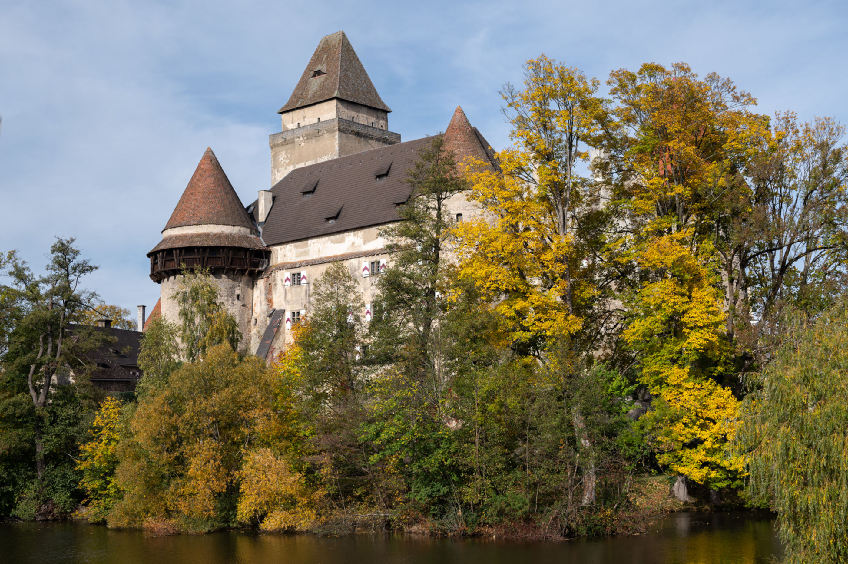 Burg Heidenreichstein von außen