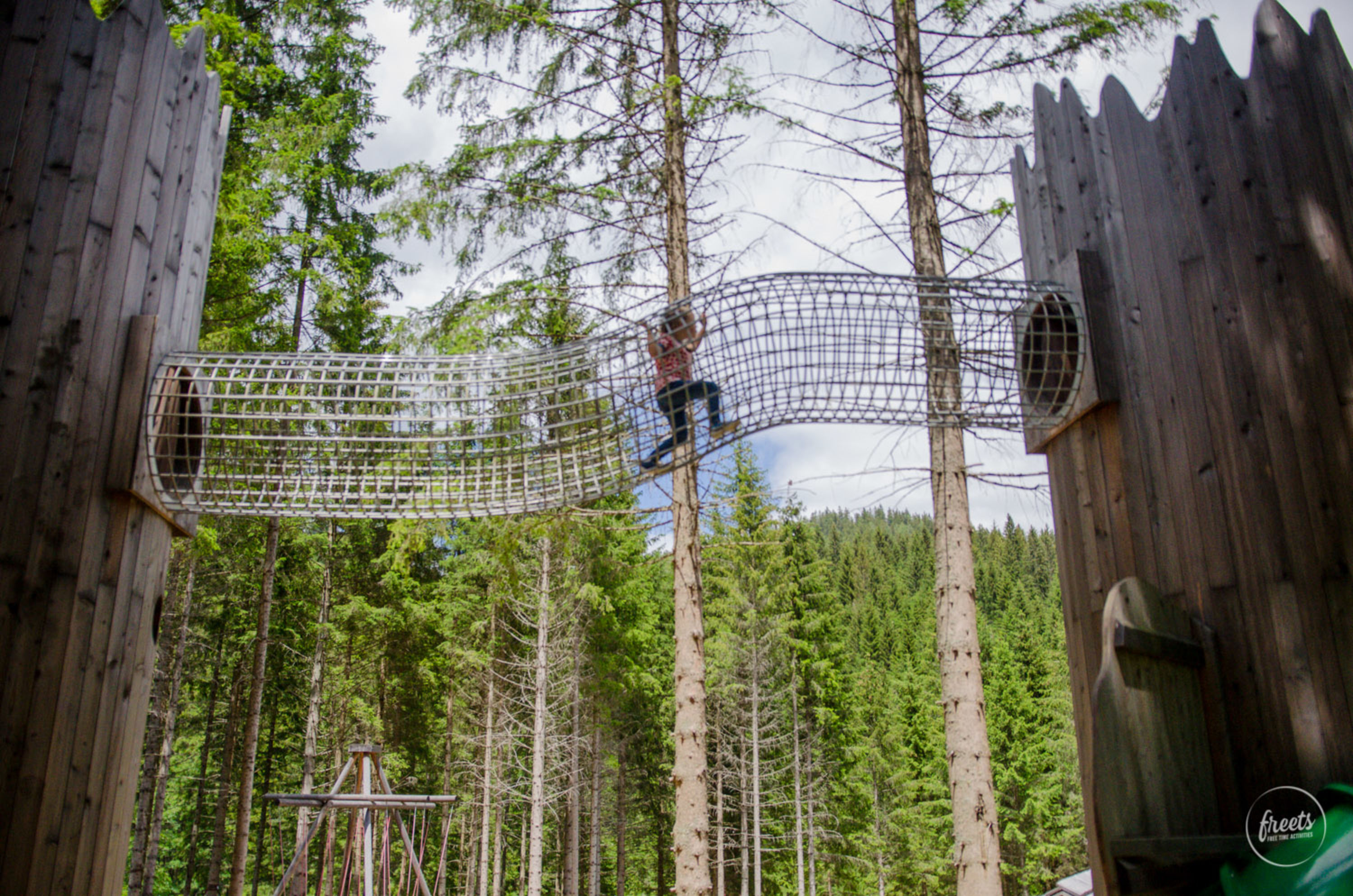AlmErlebnisPark auf der Teichalm mit Kindergartenkind