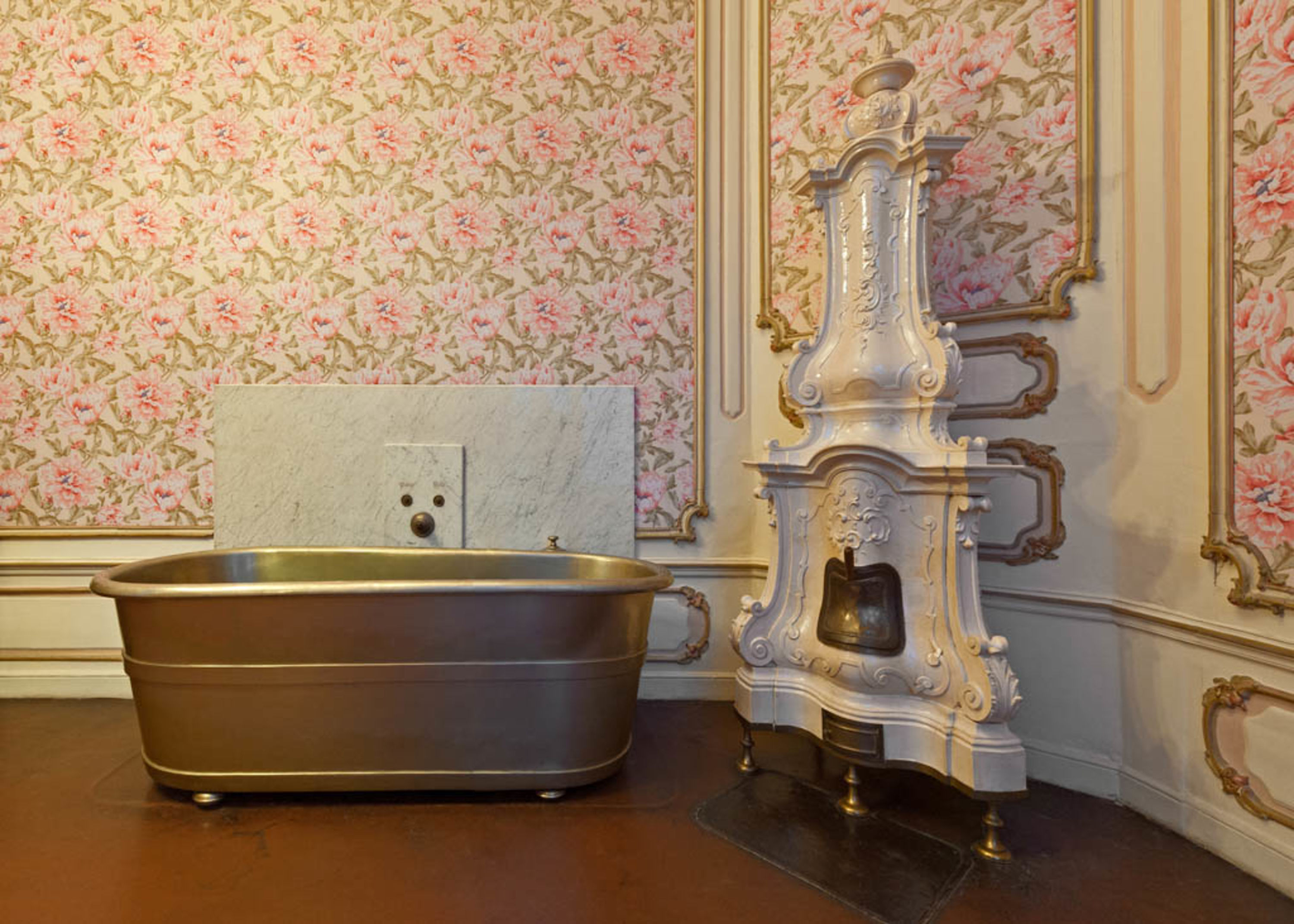 Badewanne im Badezimmer, Sisi Museum Kaiserappartements
