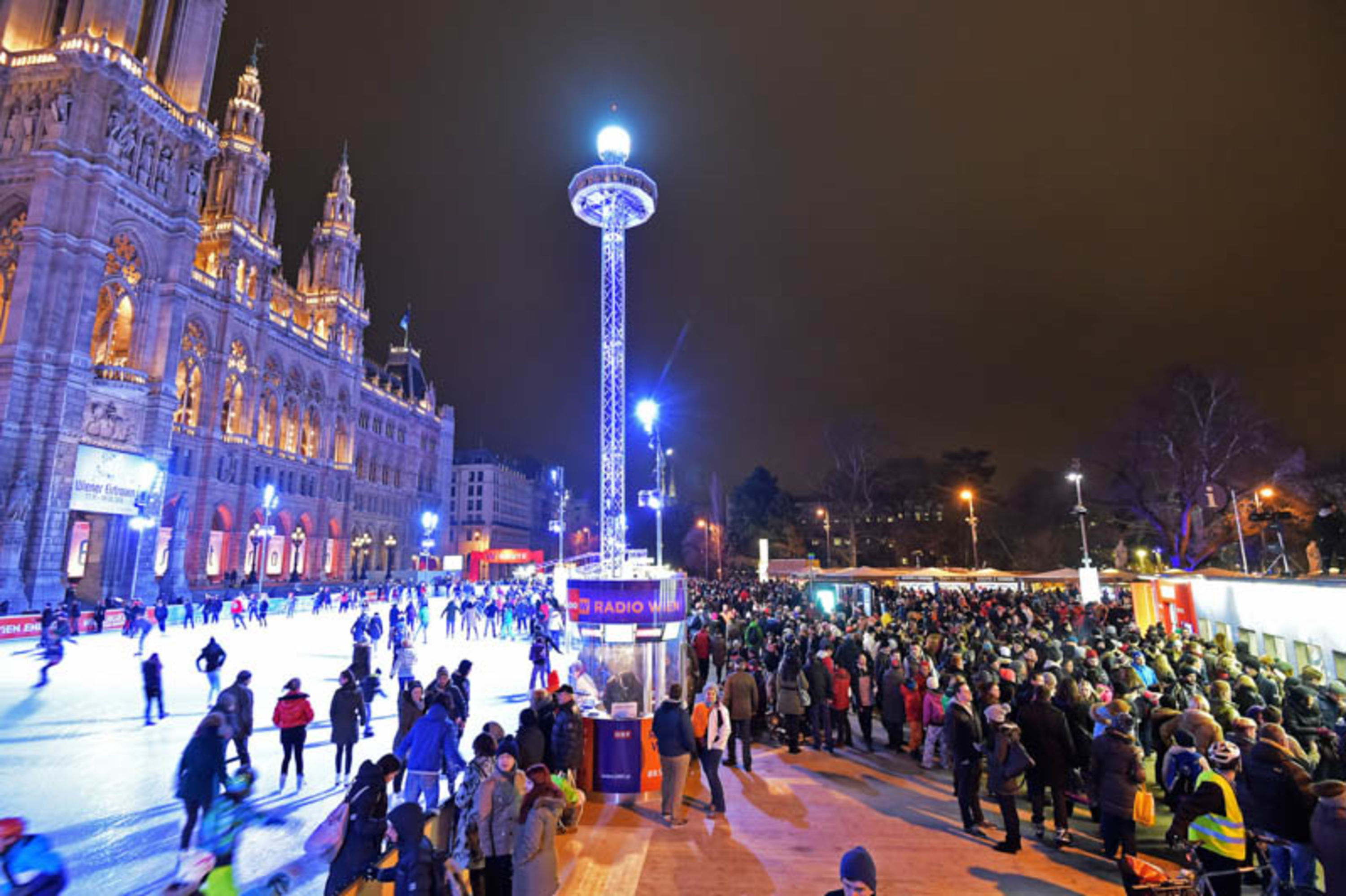 Eistraum Wien mit Rathaus
