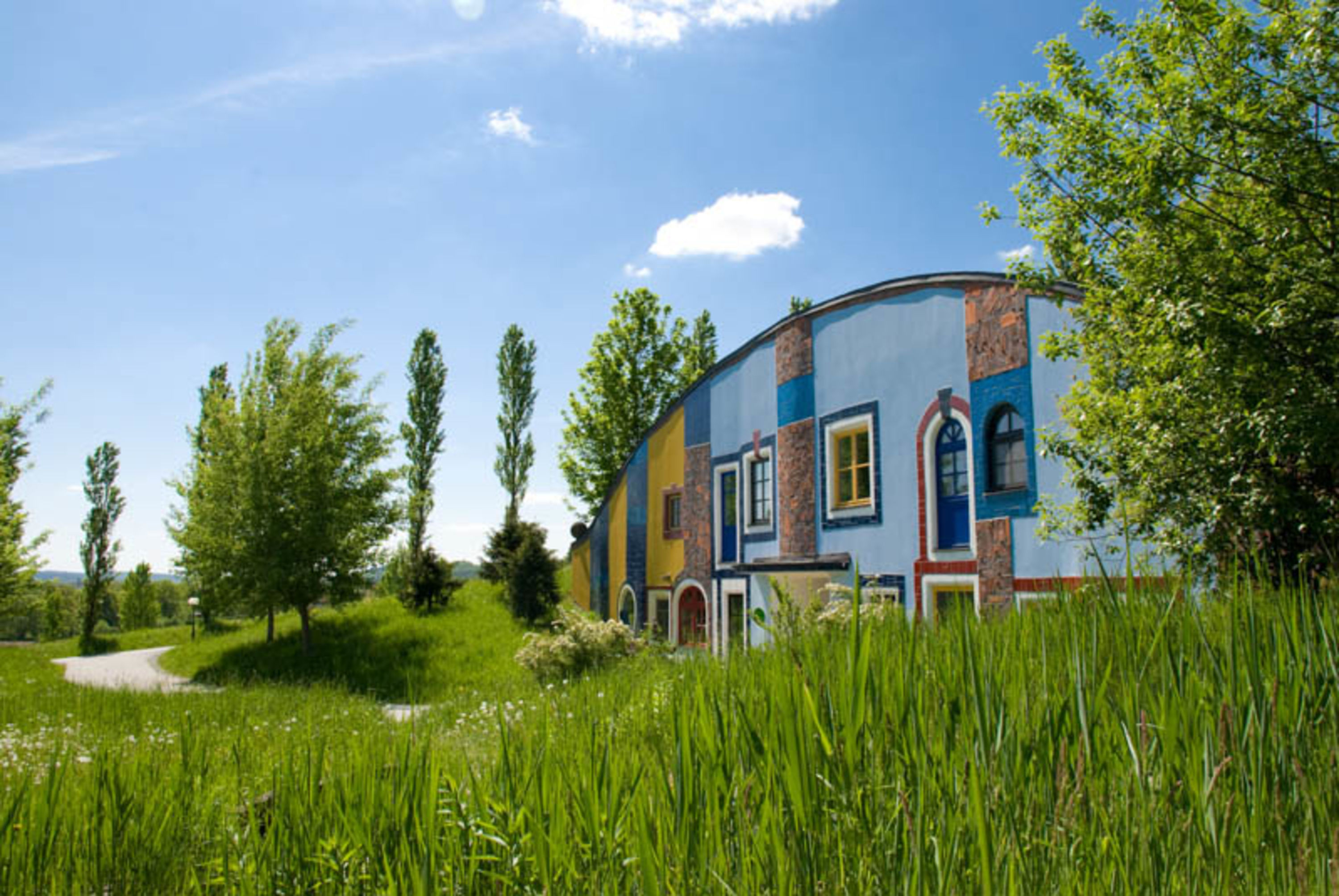 Bad Blumau Haus Grüne Wiese und Haus der Thermenanlage Rogner Bad Blumau
