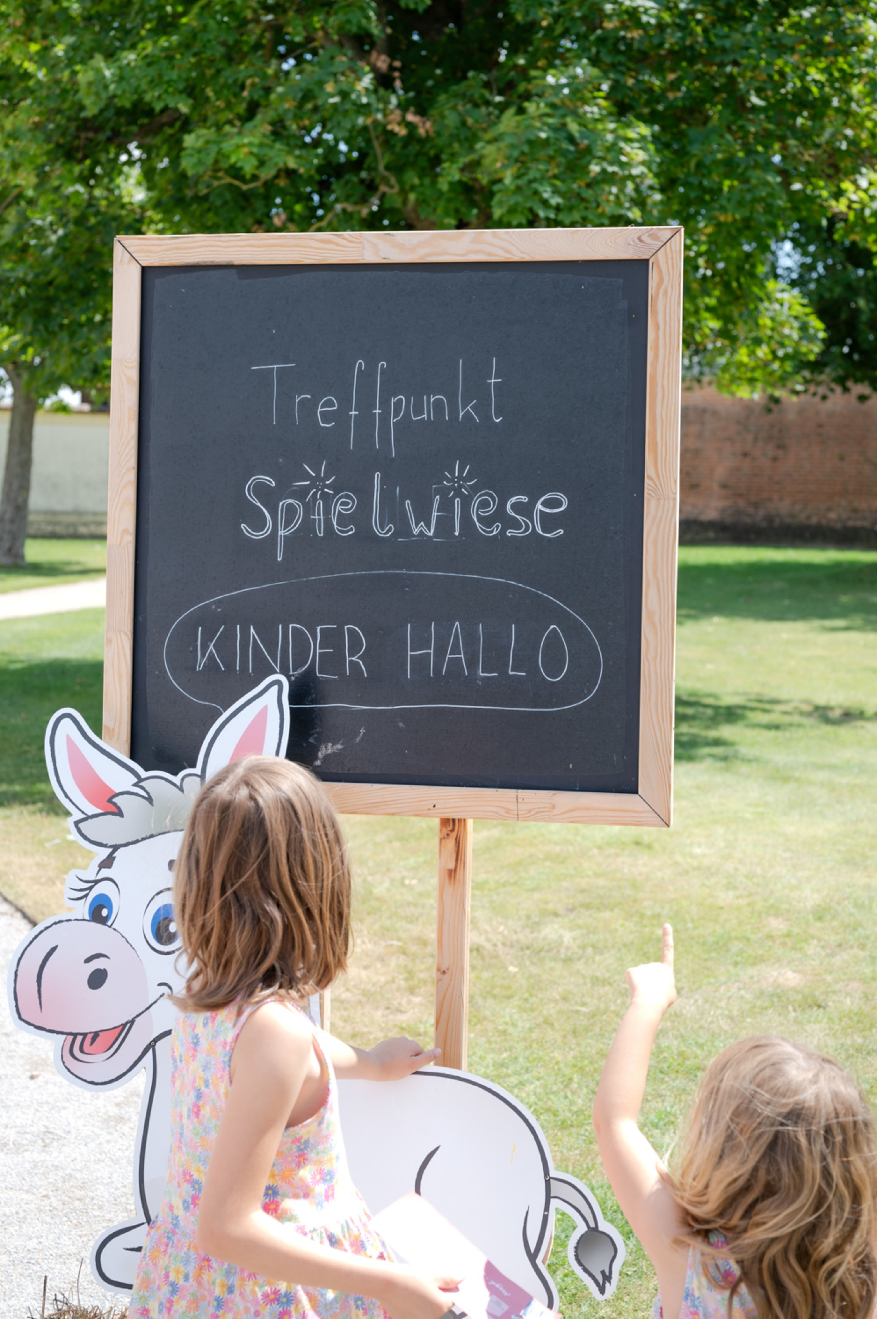 Treffpunkt Spielwiese, Schloss Hof mit Kindern im Sommer