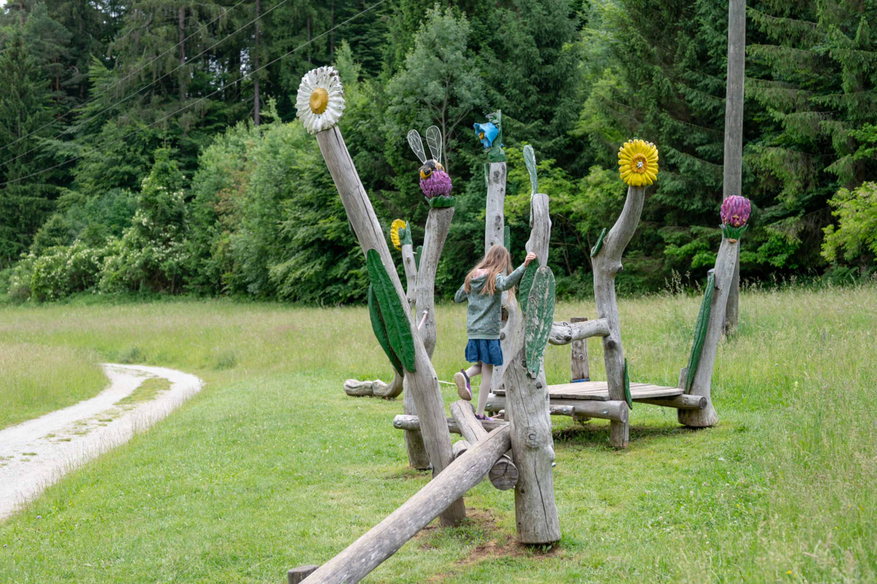 Kind am Erlebnisweg Fuchsfährte, Spielestation