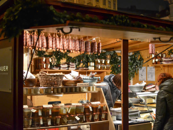Standl beim Christkindlmarkt am Hof, Advent in Wien