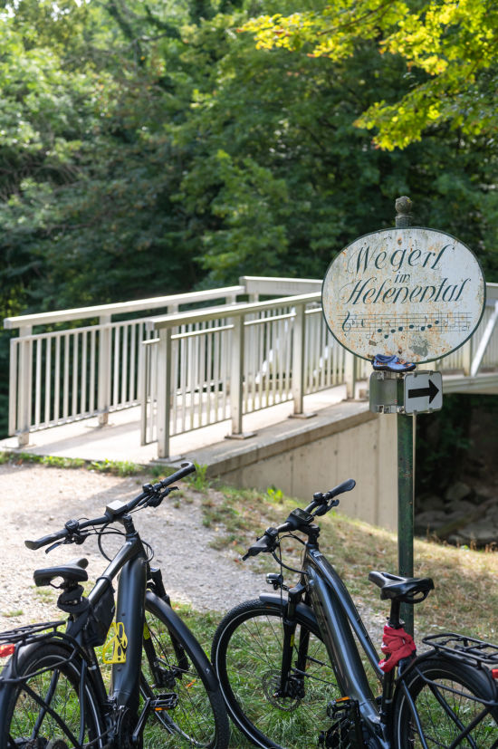 E-Bikes im Helenental am Wegerl im Wienerwald