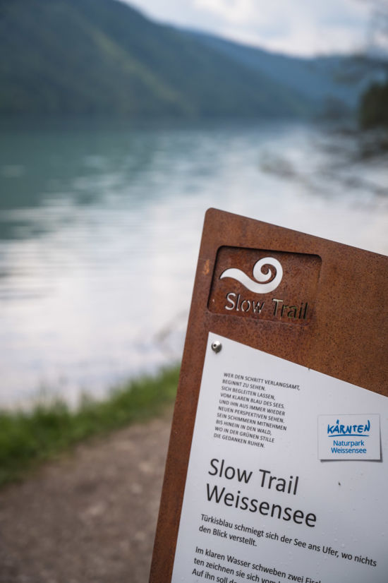 Beschilderung Slow Trail am Weissensee