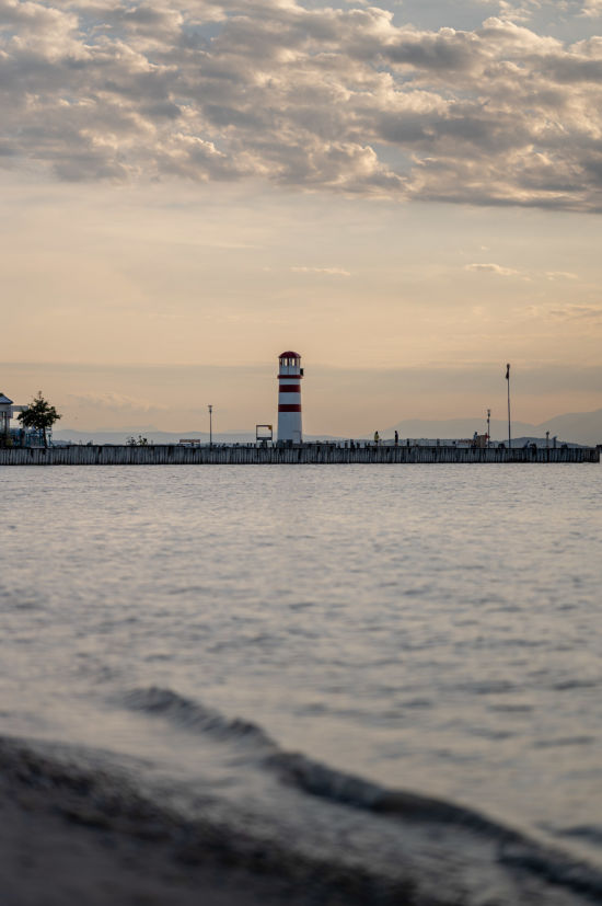 Leuchtturm in Podersdorf, PODOBeach