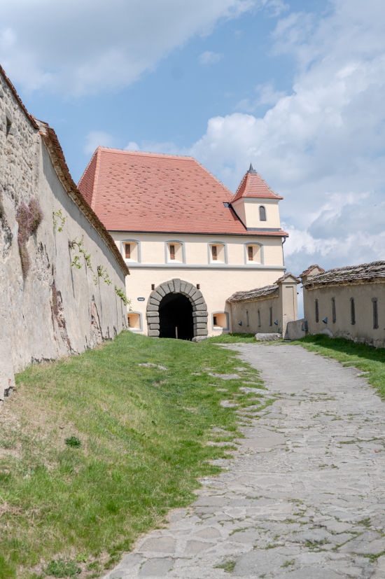 7 Tore und 4km Wehrmauer umschließen die Riegersburg.