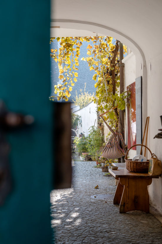 Blick in einen Innenhof, Rust