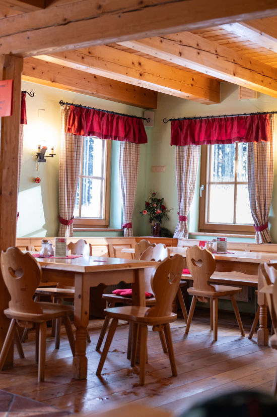 Gaststube Hengsthütte am Schneeberg