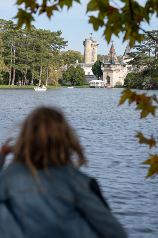 Blick vom Schlossteich auf die Franzensburg, Schlosspark Laxenburg