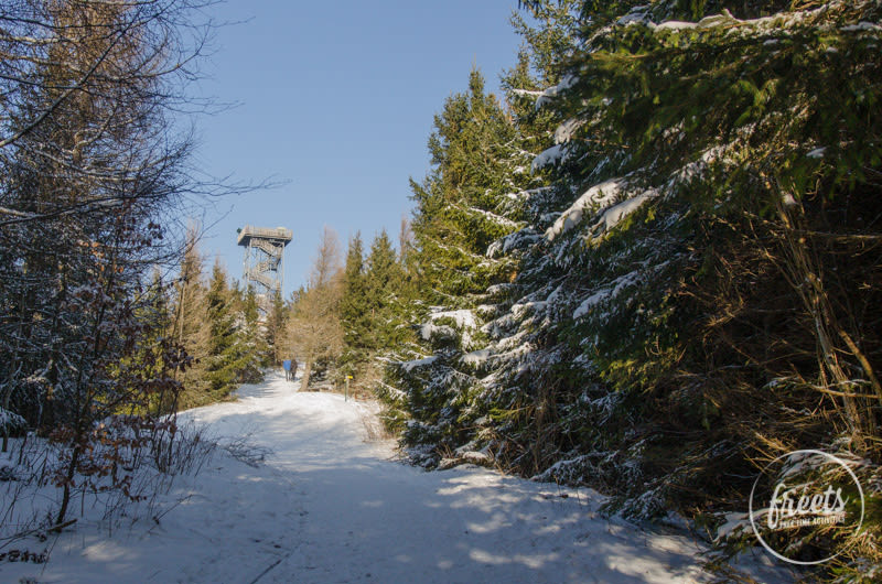Aussichtswarte auf der Hohen Wand im Winter