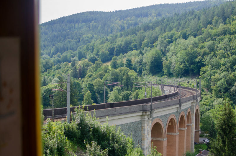 Viadukt der Semmeringbahn von der Höllentalbahn aus