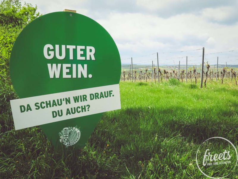 Schild im Weingarten, in die grean gehen