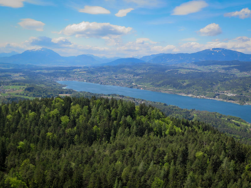 Aussicht auf den Wörthersee, Pyramidenkogel