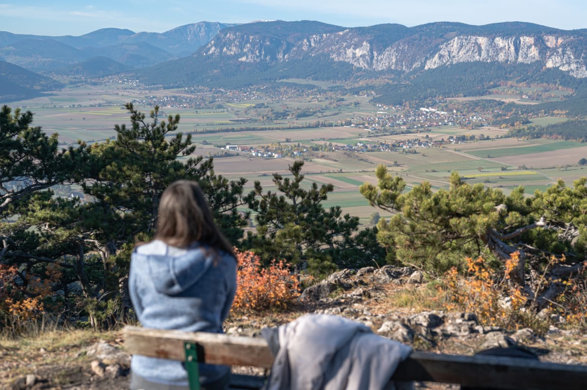 Blick von der Gipfelwiese am Größenberg 