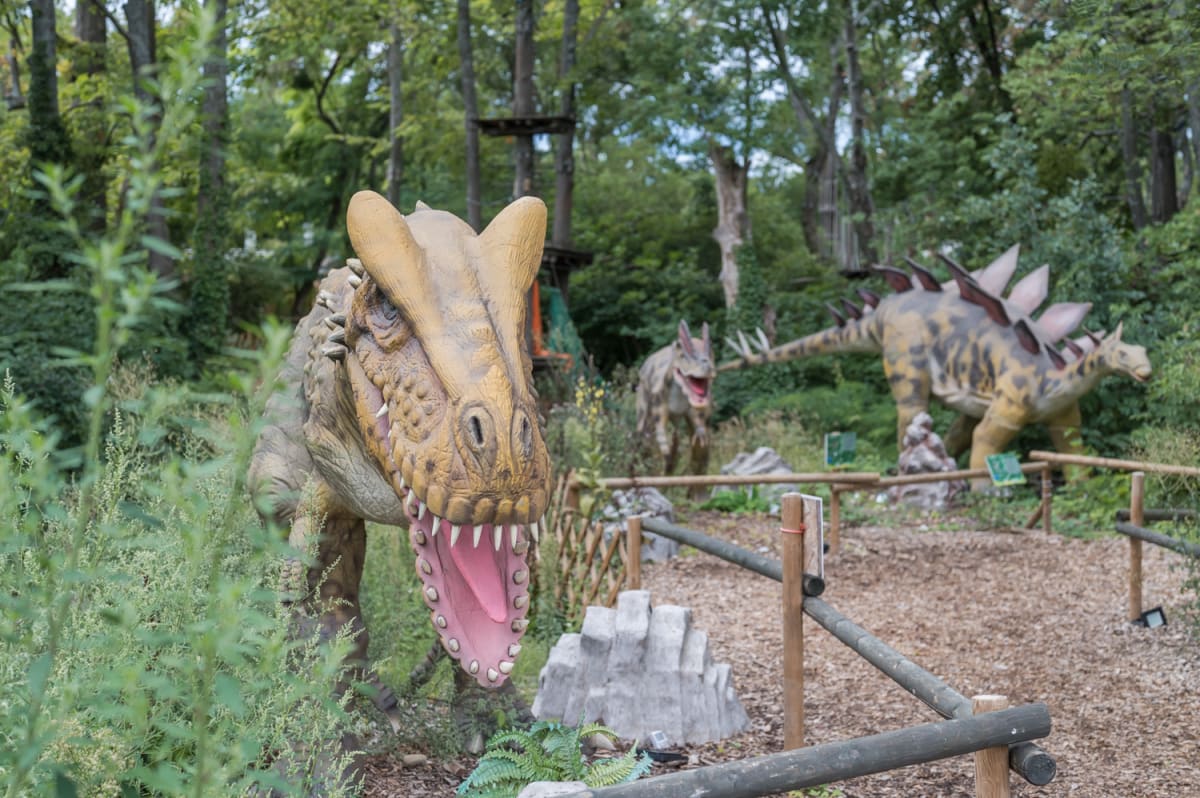 Dinosaurier im Dinopark bzw. Dumba Park Tattendorf