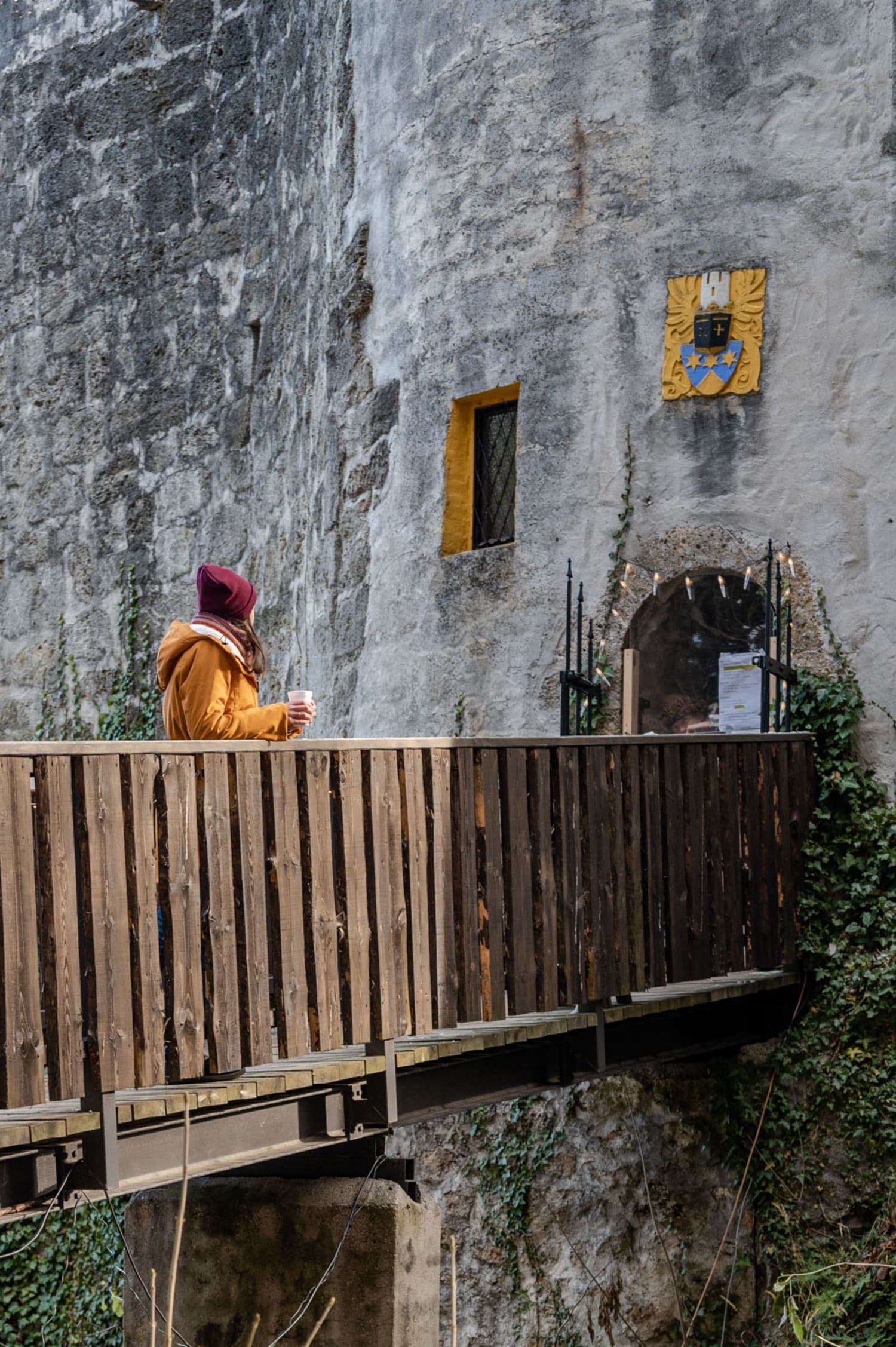 Auf der Brücke der Burg Grimmenstein, beim Burgadvent