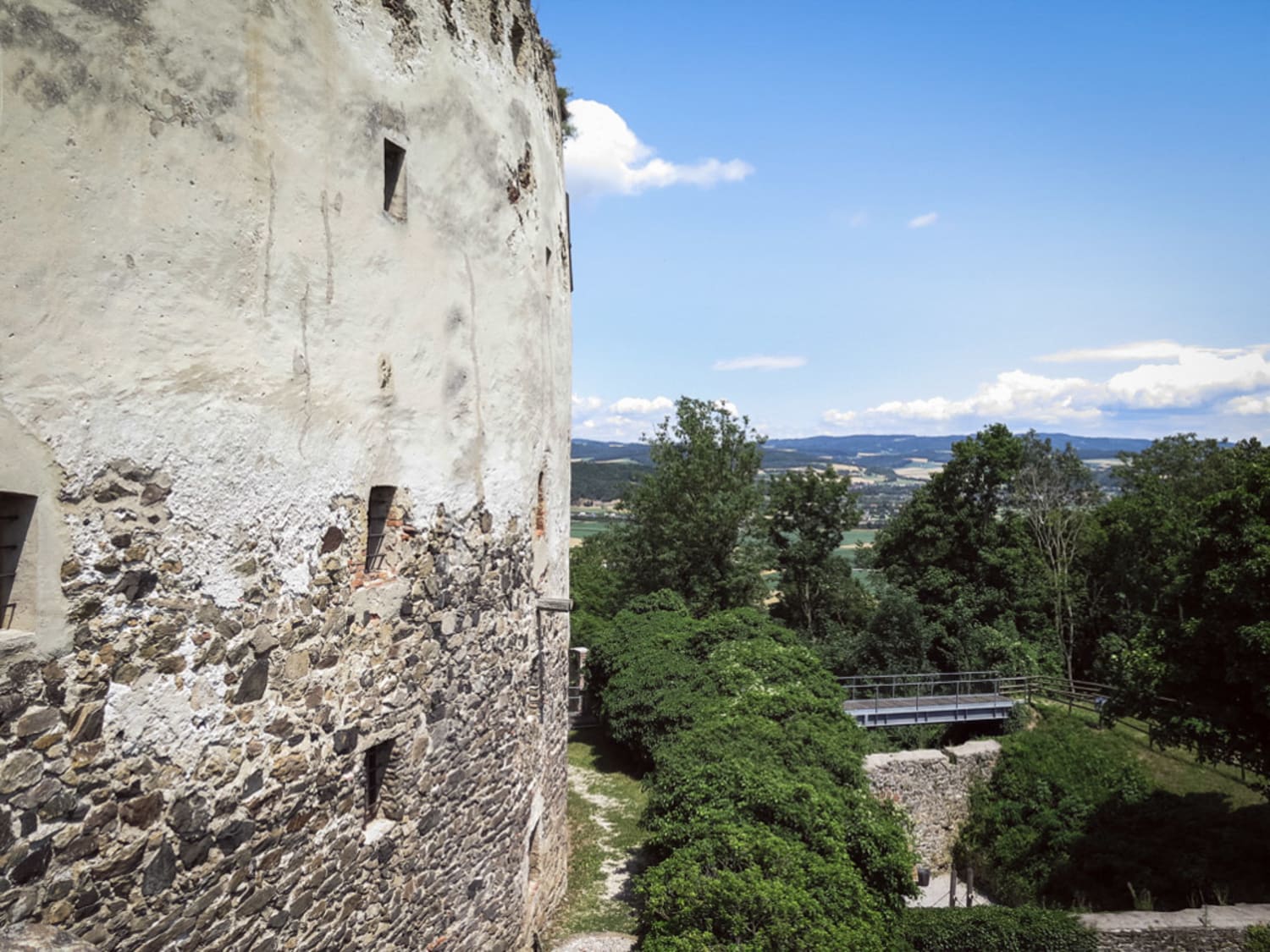 historische Burganlage, Schallaburg, Burgmauer