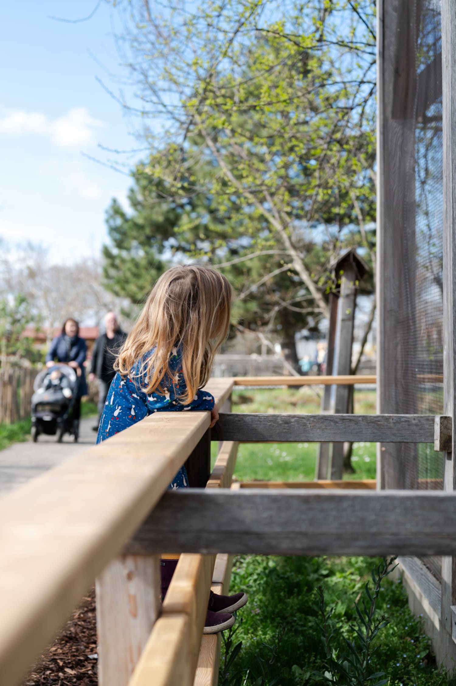 Kind in den Blumengärten Hirschstetten