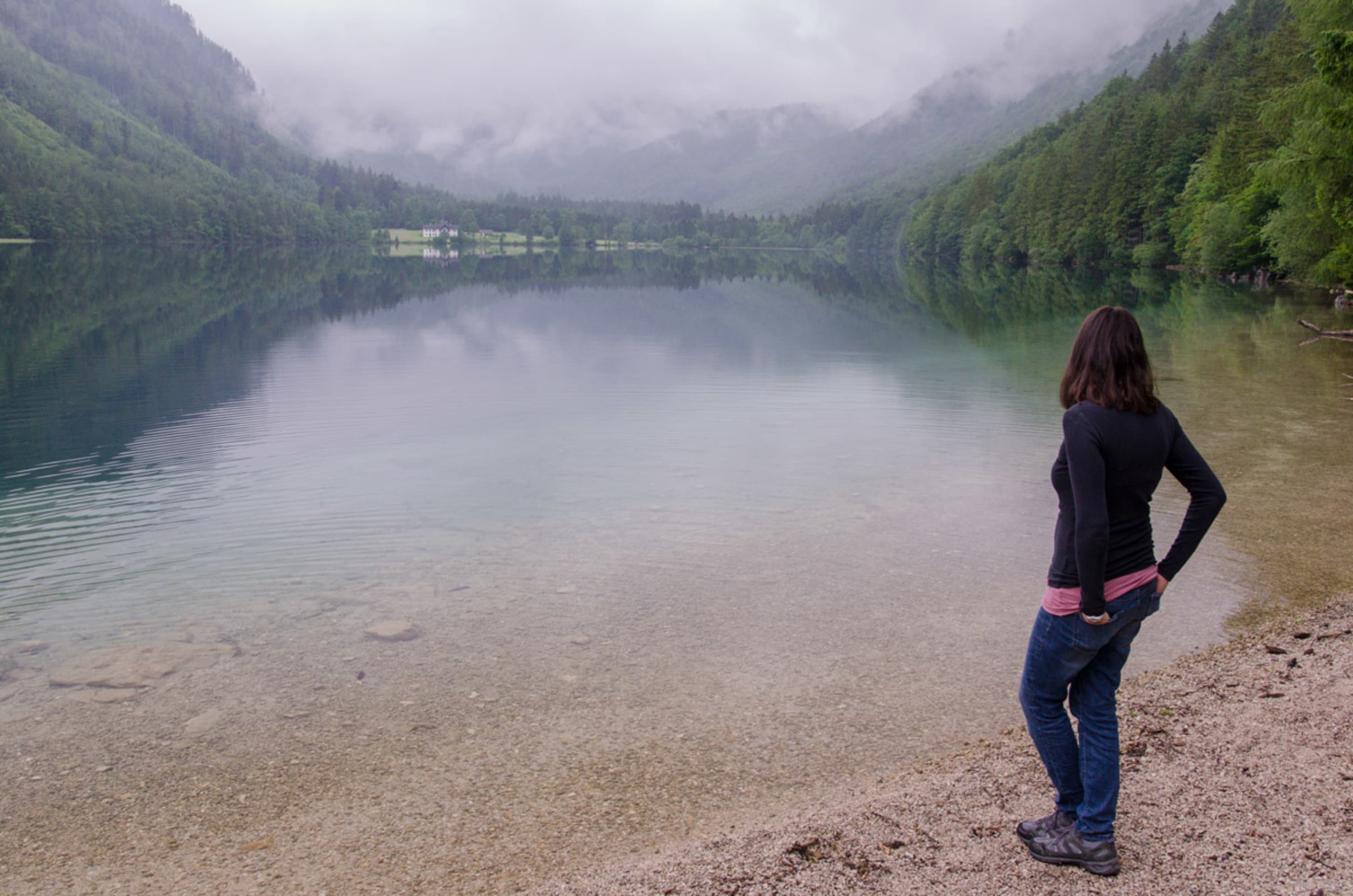 Aussicht genießen am Vorderen Langbathsee