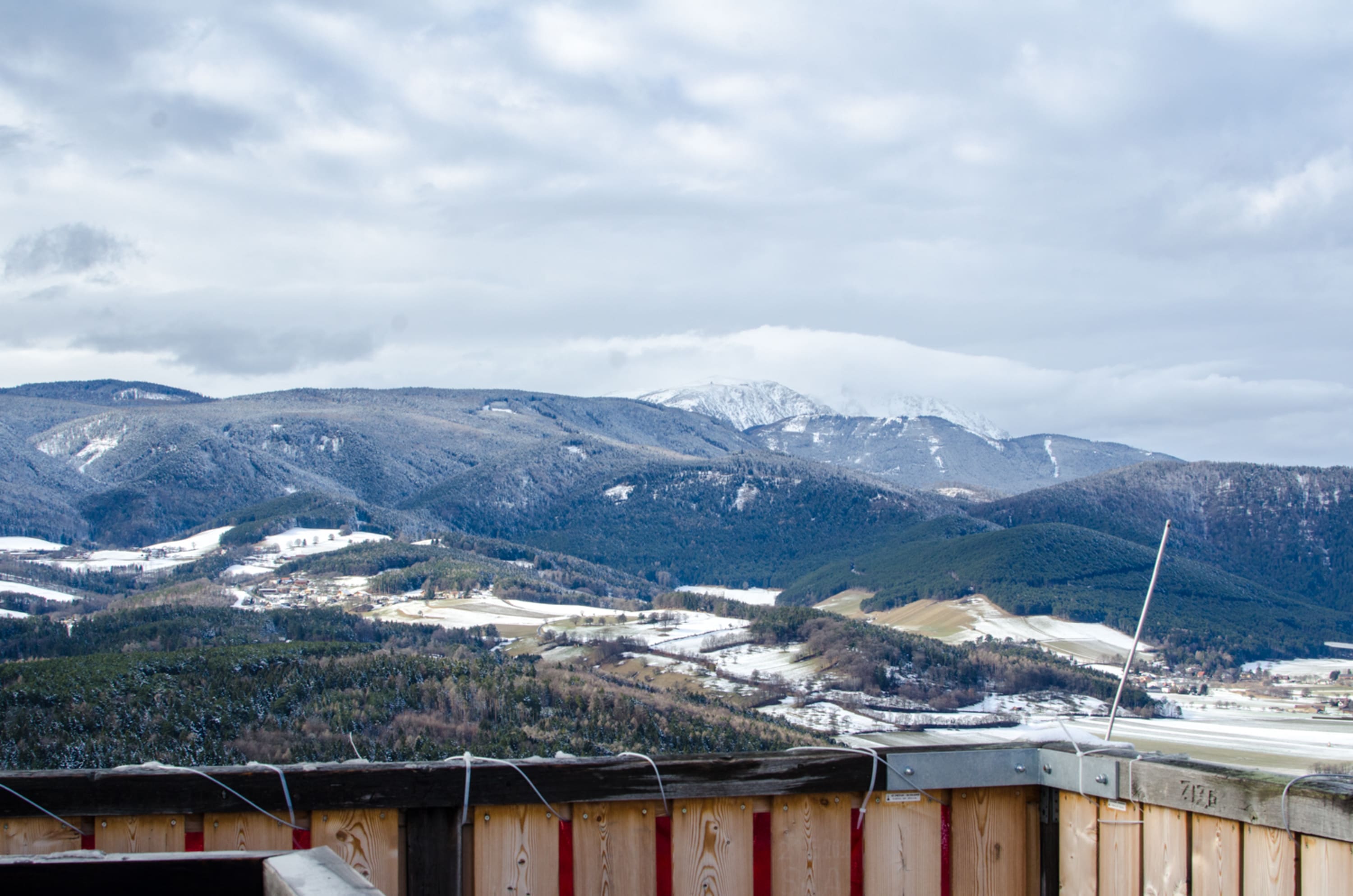 Blick von der Gfiederwarte im Winter