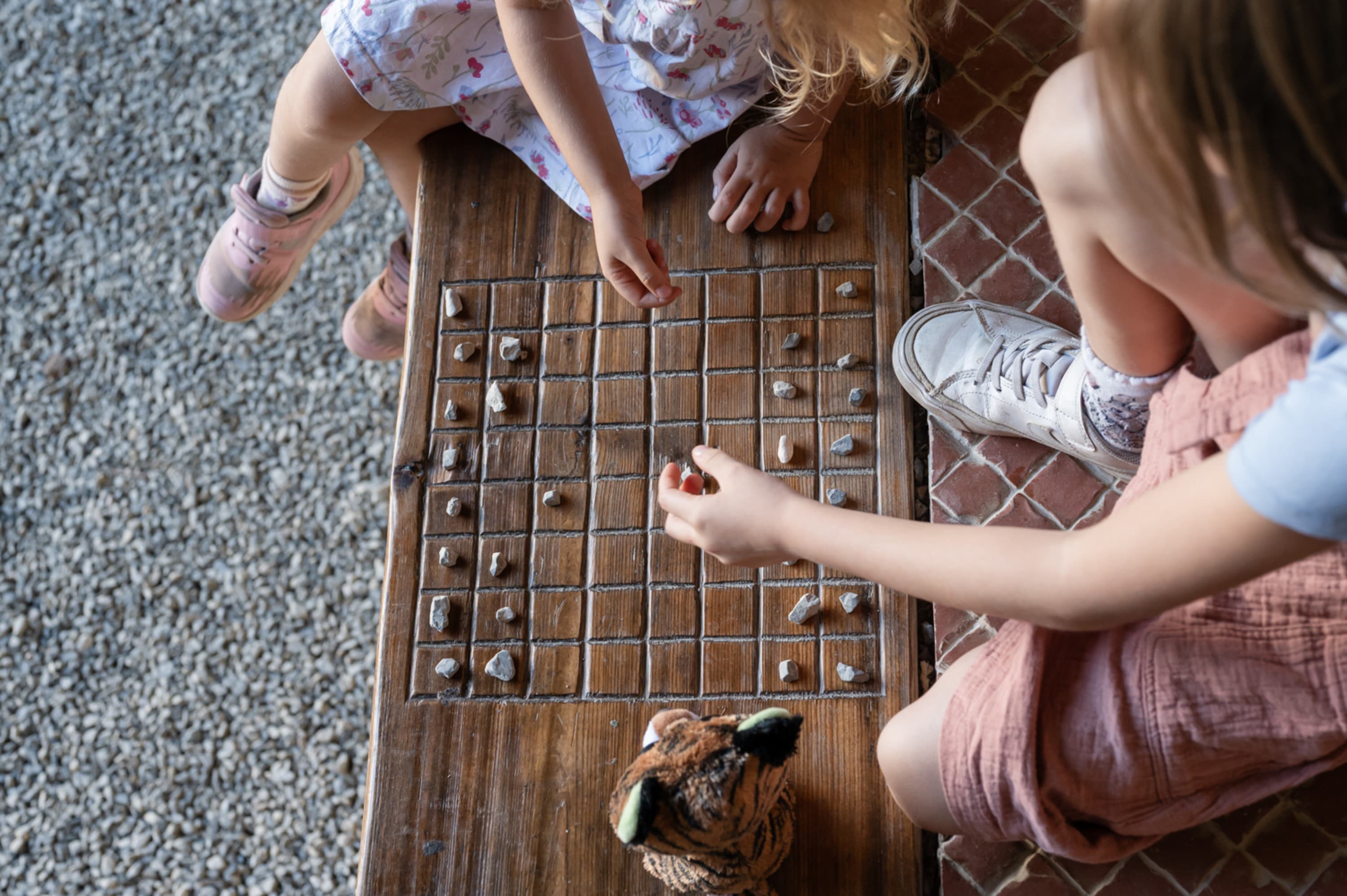 Kinder spielen im Haus des Lucius, Römerstadt Carnuntum