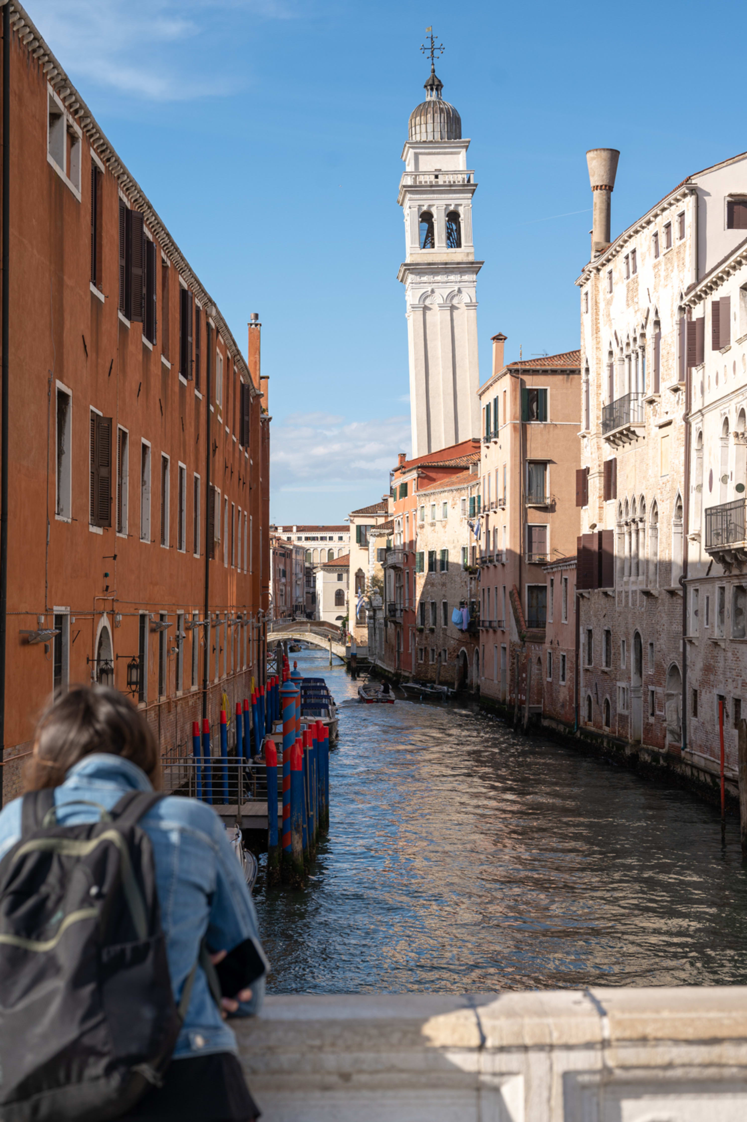 Blick auf einen der Kanäle in Venedig