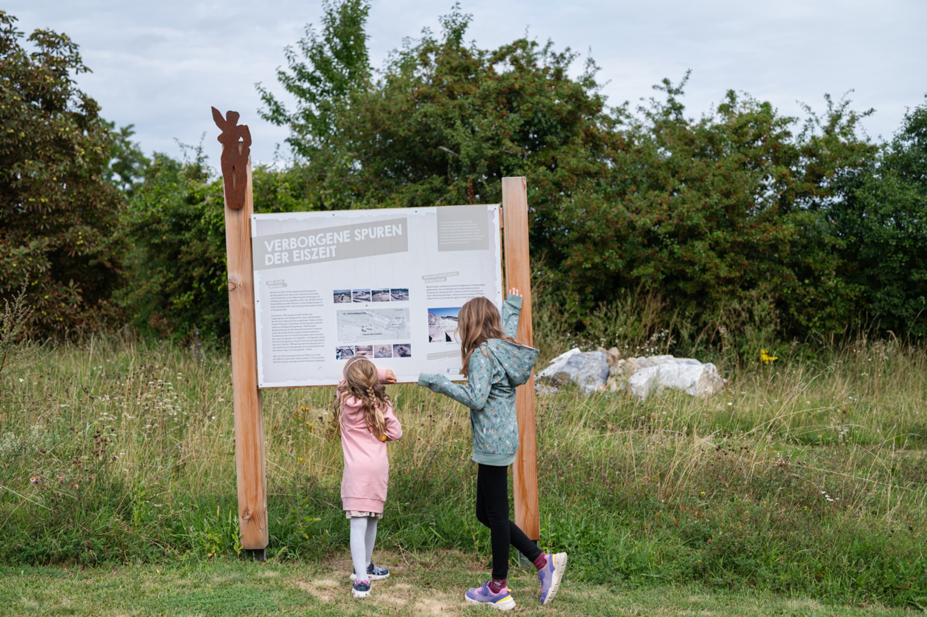 Kinder am Eiszeitweg bei Stratzing, Kremstal