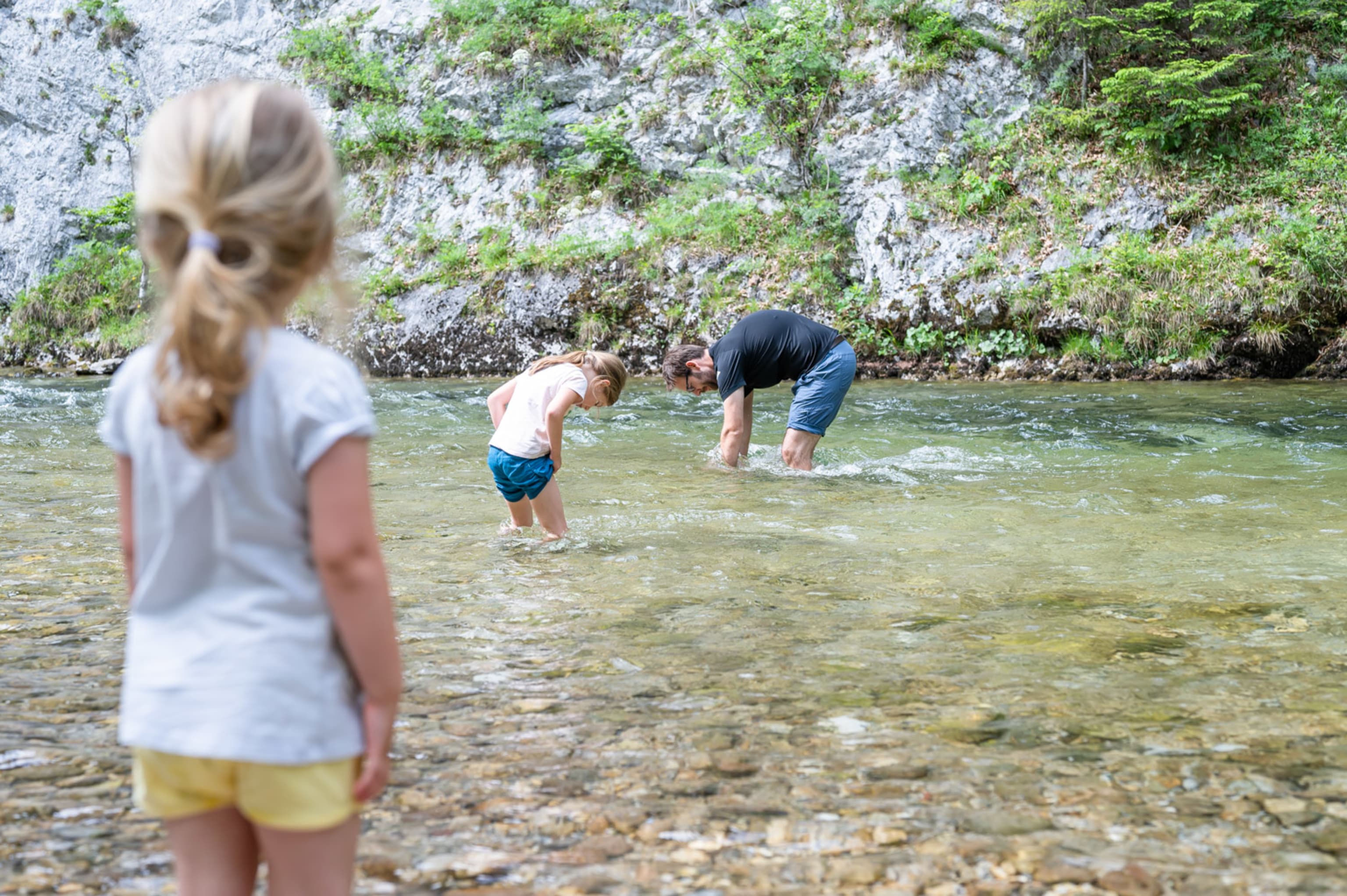 Höllental, Kinder in der Schwarza, Sommer