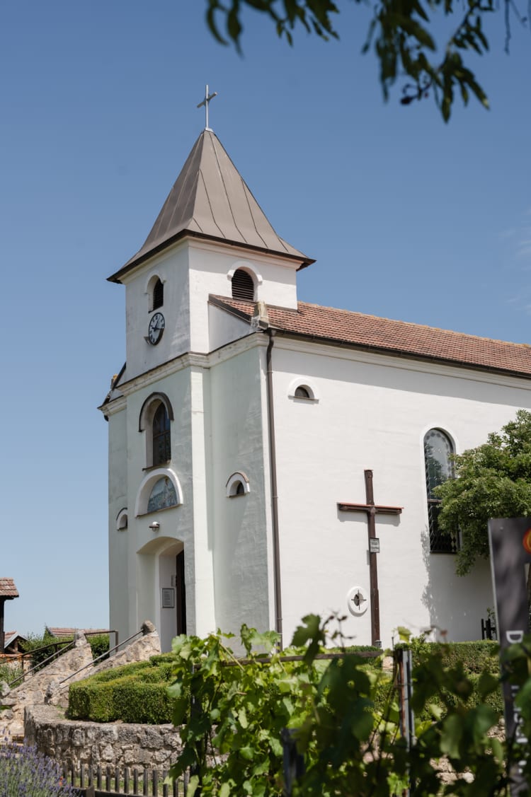 Kirche im Dorfmuseum Mönchhof