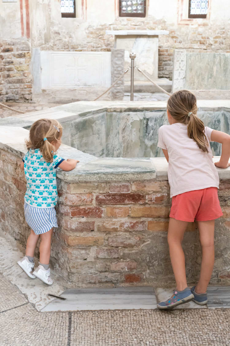 Baptisterium in Grado