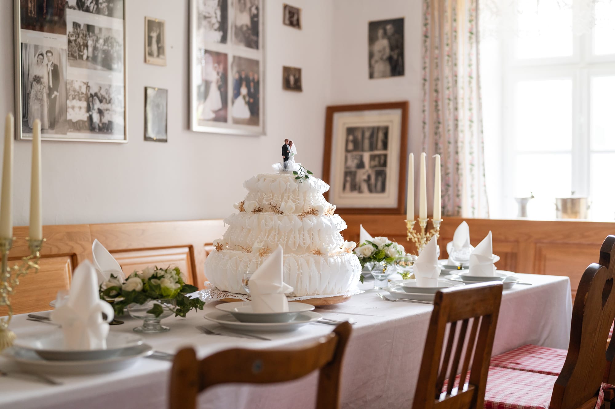 Blick ins 1. Burgenländische Hochzeitsmuseum in Badersdorf, Südburgenland