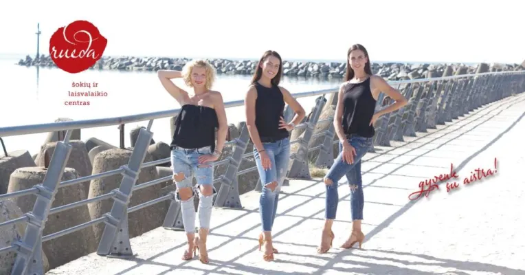 Šokių terapijos solo pamokos moterims ir merginoms! Jausmingai ir smagiai! :-)