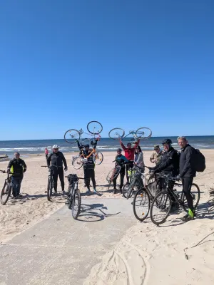 Senovinių dviračių važiuotuvės