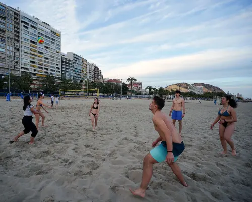 ALICANTE CAMP 2026: Beach Volleyball, Adventures & Party!