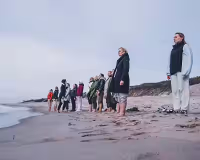 Ilgaamžiškumo paslaptys: stovykla apie fasciją, jėgą ir tvarų gyvenimą