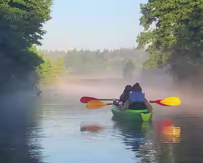 Rycinis plaukimas su dzūkišku pikniku baidarėmis „Ryto magija“