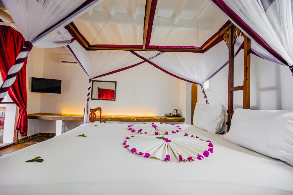 AHG Waridi Beach Resort & SPA gallery 2