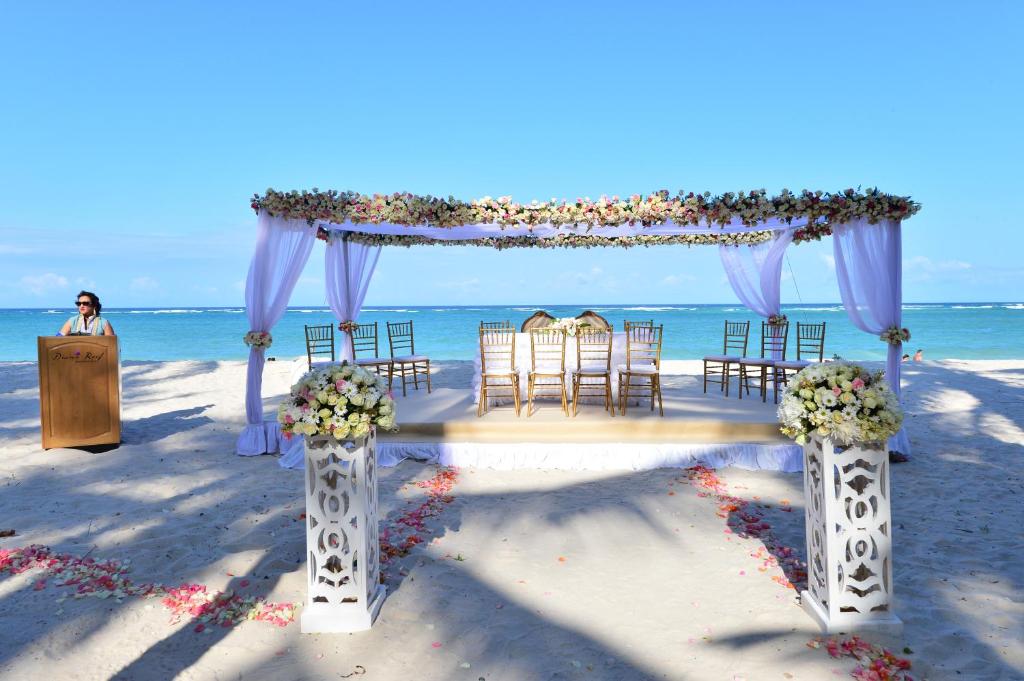 Diani Reef Beach Resort & Spa - Your Beachfront Bliss Awaits gallery 4