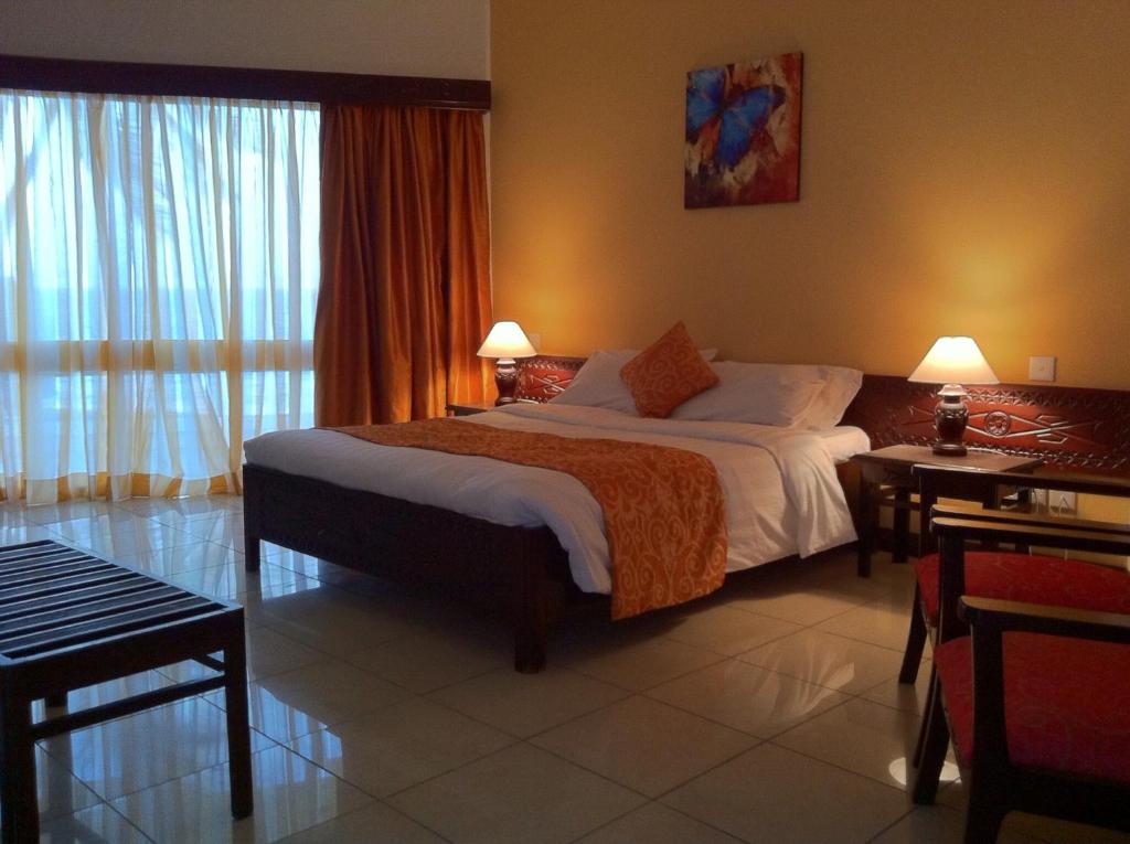 Kenya Bay Beach Hotel gallery 2