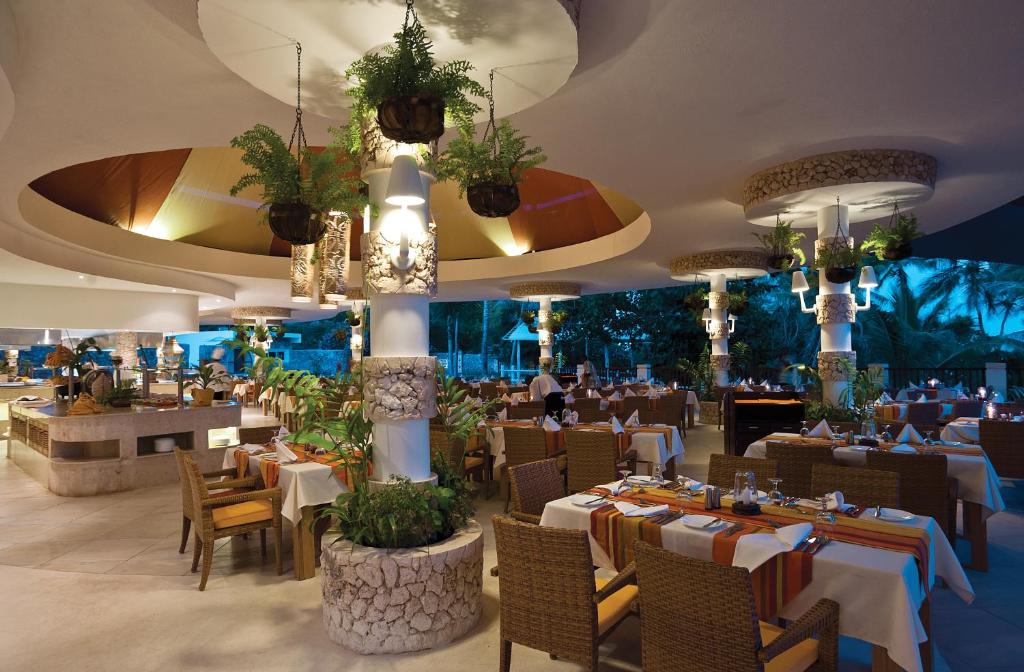 Leopard Beach Resort and Spa gallery 3