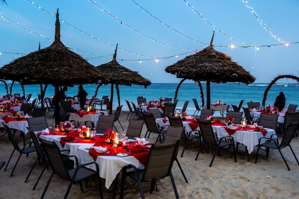 Southern Palms Beach Resort gallery 2