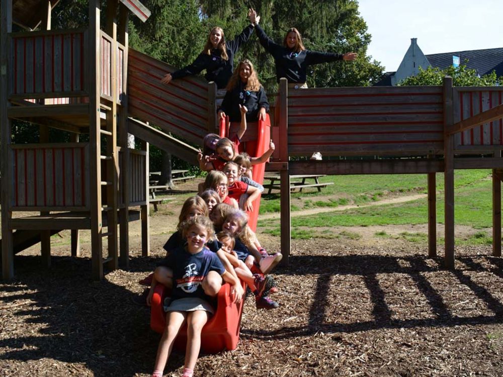 foto minclub meisjes