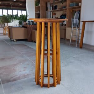 Luna high top table 