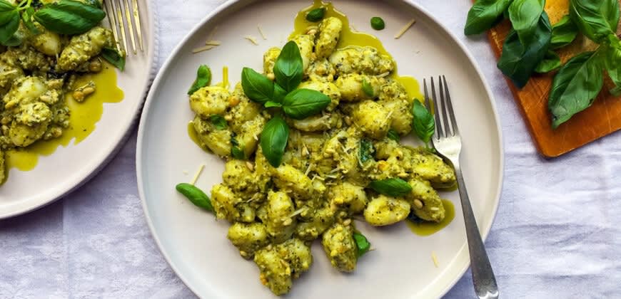 Primi Gnocchi with Pesto Sauce